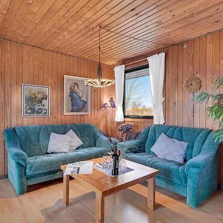 Three-bedroom In Tranekar Tranekær
